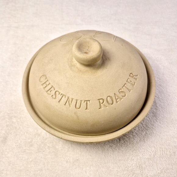 SUPERSTONE Bake & Serve, Sassafras. 1993 Lidded Chestnut/Garlic Roaster. - Picture 7 of 12